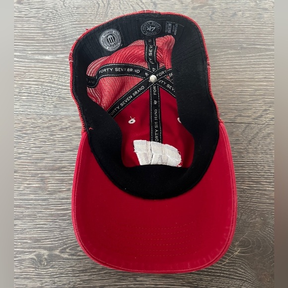 Wisconsin Badgers Red “W” Mesh Hat. Forty Seven Brand. Size M-L - Picture 7 of 7